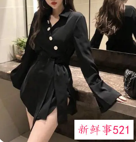 衬衫裙怎么搭配背心