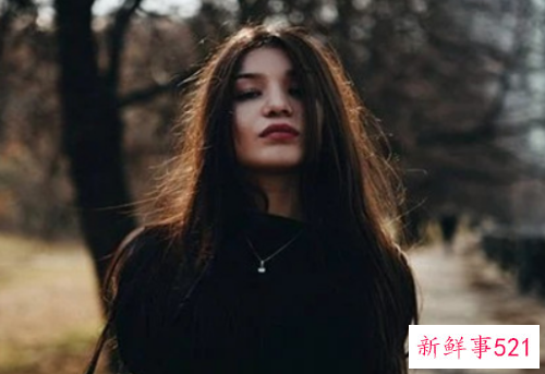 胖胖的女生适合什么发型