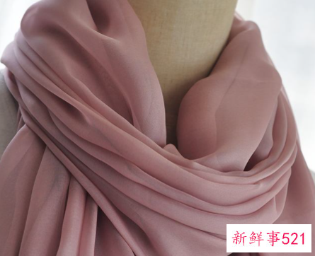 今年丝巾流行什么颜色