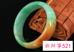 女人梦见玉镯断了两半