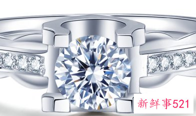 寓意爱情长久的礼物