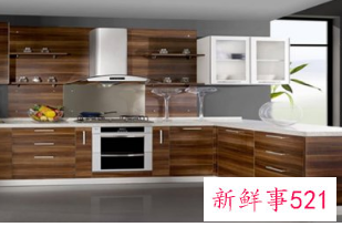 厨房突然有刺鼻味道