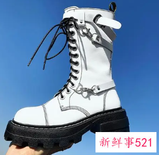 连体裤搭配什么鞋子好