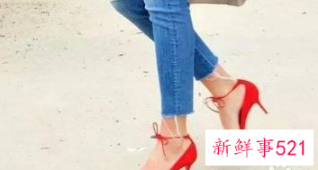 如何优雅的穿高跟鞋走路