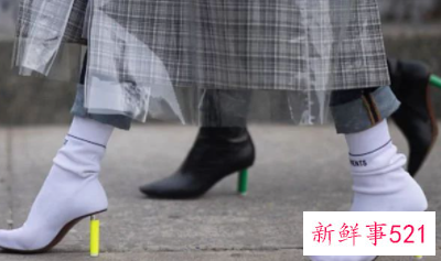 如何优雅的穿高跟鞋走路