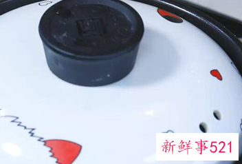 老鸭怎样煮才好吃