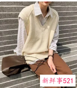 黑色衬衫配什么v领衫