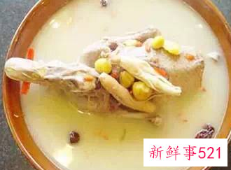 老鸭怎样煮才好吃