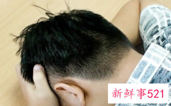 头上长很多头皮屑怎么办