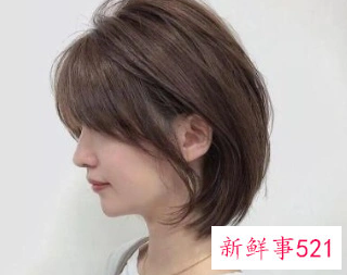 初中学生党圆脸发型女