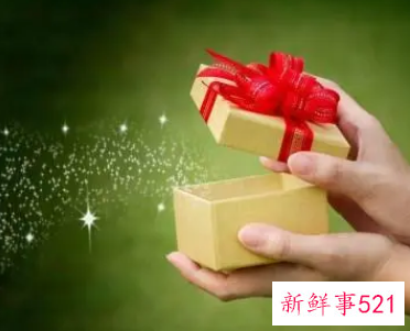 第一次相亲带什么礼物