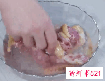 老鸭怎样煮才好吃