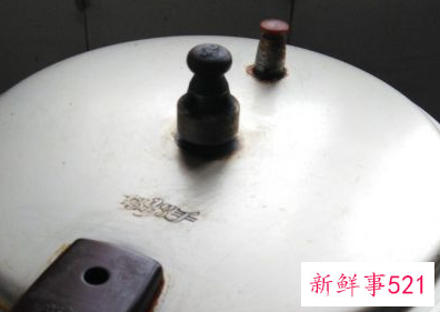 老鸭怎样煮才好吃