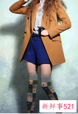 毛呢格子半身裙冬季搭配