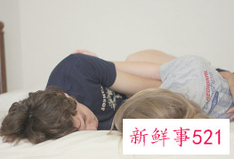 女人梦见满地都是蛇的征兆