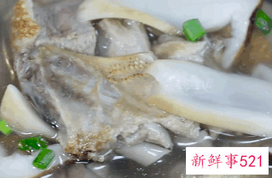 老鸭怎样煮才好吃