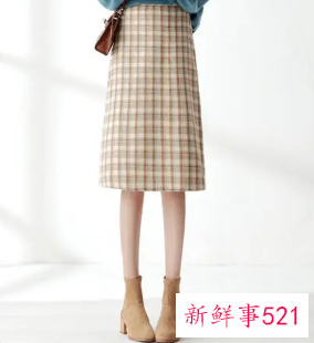 毛呢格子半身裙冬季搭配