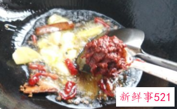 老鸭怎样煮才好吃