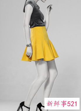 毛呢格子半身裙冬季搭配