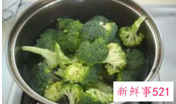 西兰花焯水步骤