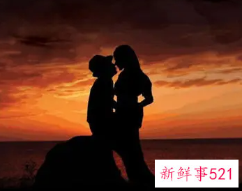 男人接吻伸舌头是为啥