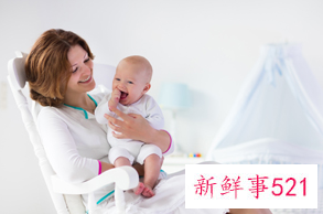 破腹产后可以吃饼干吗