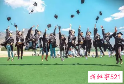 毕业生推荐表在校政治表现