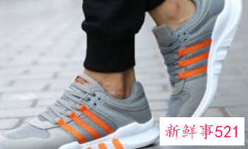 黑色运动鞋发霉了怎么办