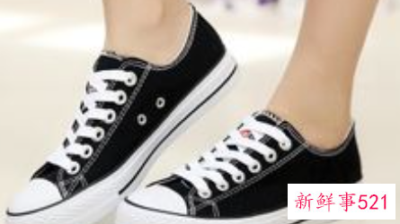 休闲布鞋怎么搭配