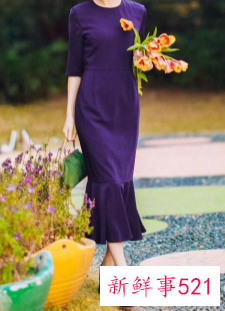 穿什么色系的衣服显白