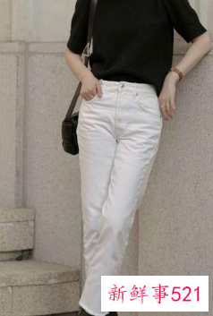 短裤配靴子好看吗