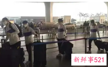 中国女足凯旋，将于今晚落沪