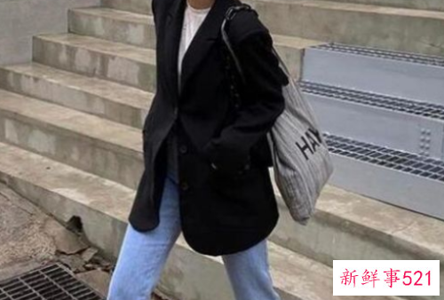 大腿粗适合穿什么牛仔裤