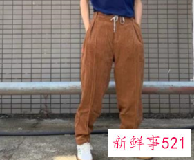 灯芯棉裤子配什么鞋子