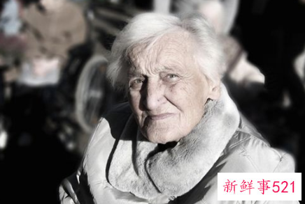 梦到在世的外婆是什么意思