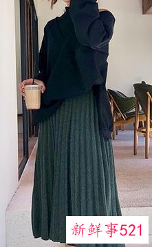 墨绿色半裙搭配图