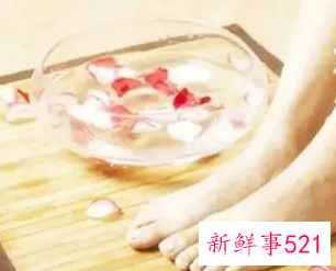 祛痘用什么泡脚比较好