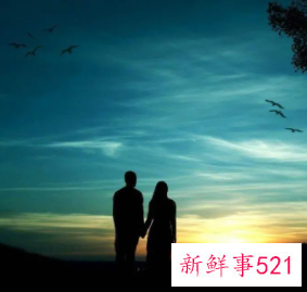 跟刚加微信的女孩聊天聊什么