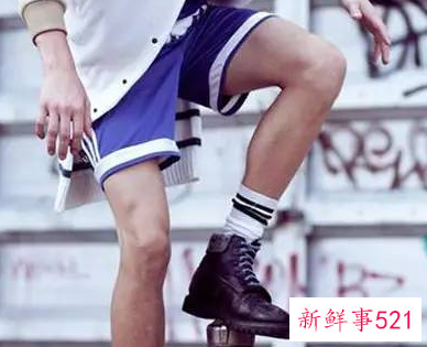 男士皮鞋穿什么袜子