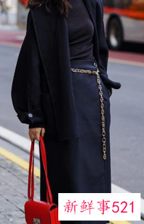 年轻人适合穿什么颜色的衣服