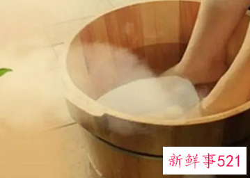 祛痘用什么泡脚比较好