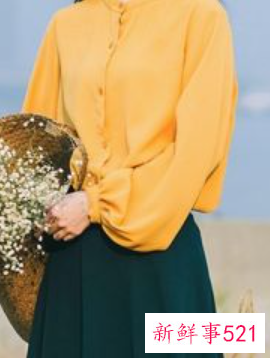 墨绿色半裙搭配图