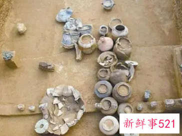 梦见古墓里的陪葬品是什么意思