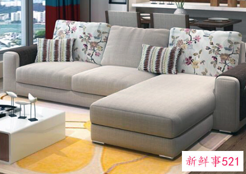 客厅沙发颜色的风水禁忌