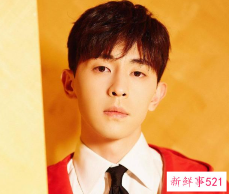 怎么看自己适合什么颜色的衣服