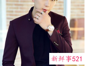 短头发男配西服