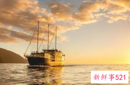 女人梦见船在天上飞