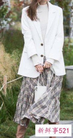 小西服怎么搭配才会好看