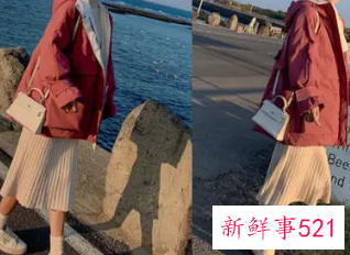 冬天长裙怎么搭配羽绒服