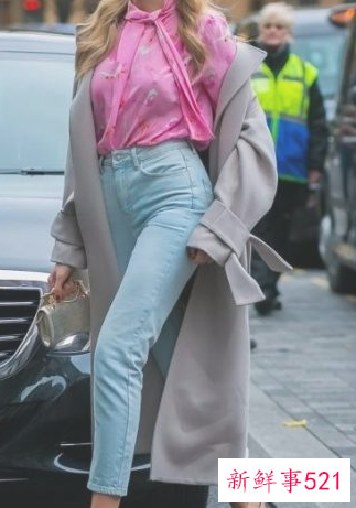 胸大适合穿什么样的大衣